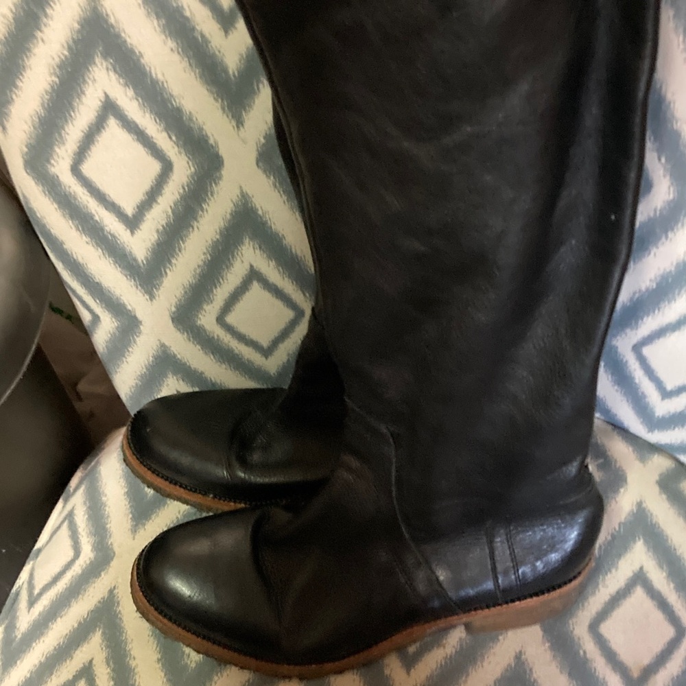 Coach Black Leather Boots 10 - Picture 4 of 9